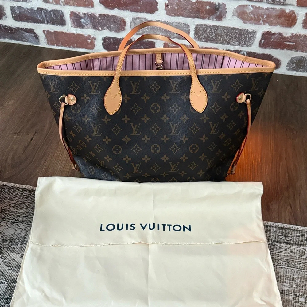 Purse - Picture 8 of 12